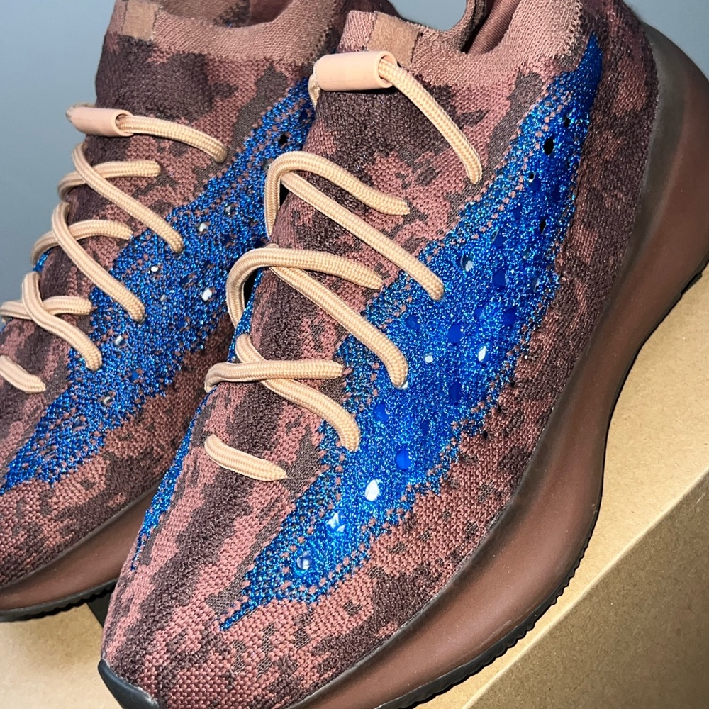 Yeezy 380 AZURE SZ 7